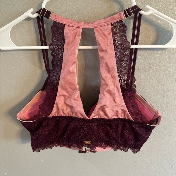 Date Push Up Lace Front-Closure Bra in Burgundy 34DD - Picture 7 of 9